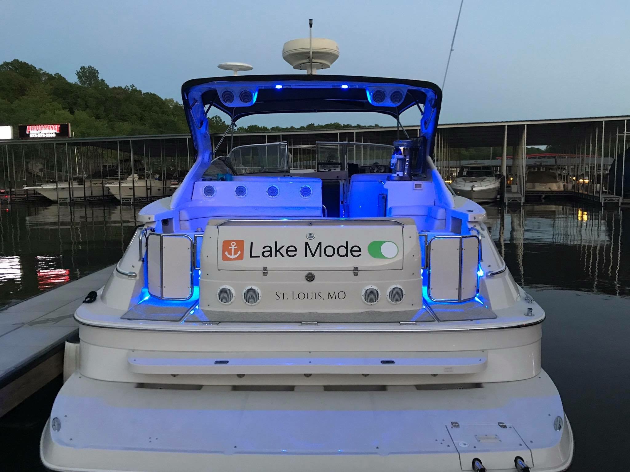 boat name lake mode graphics