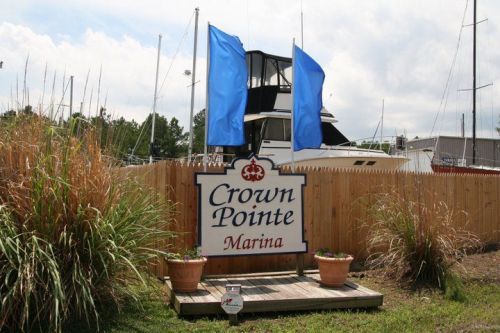 Crown Pointe Marina