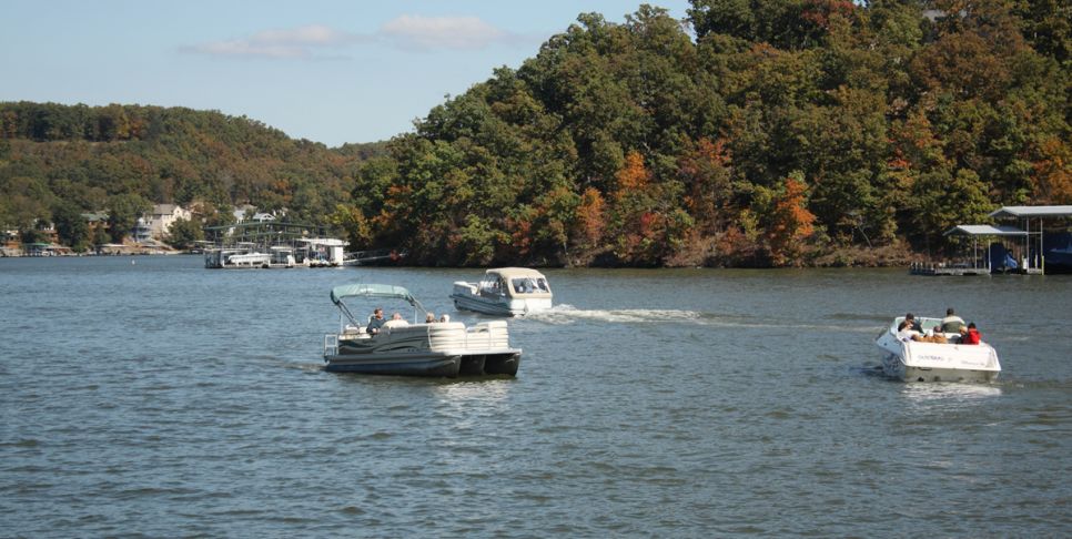 lake of the ozarks fall harbor hop