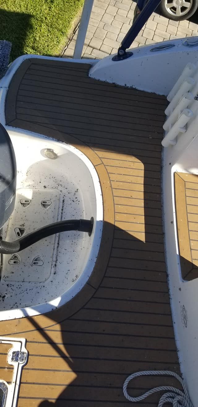 Hurricane Deck Boat Cleaning