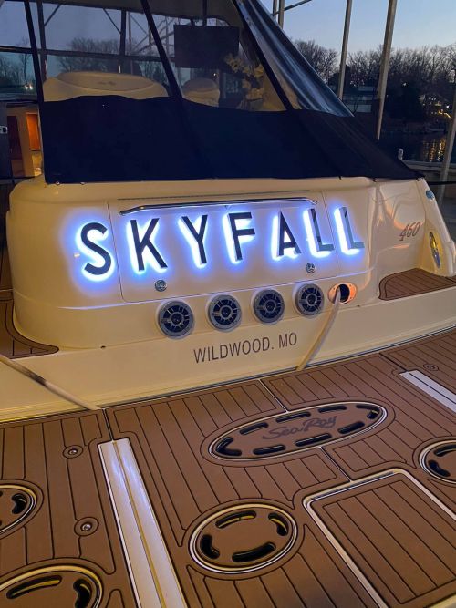 SeaRay Light Up Boat Name Illuminated Yachts