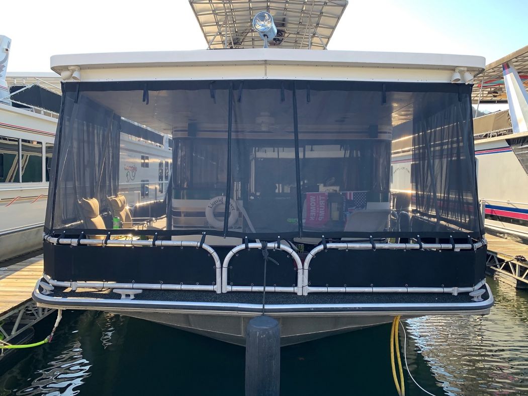 Houseboat Enclosure Lake Cumberland