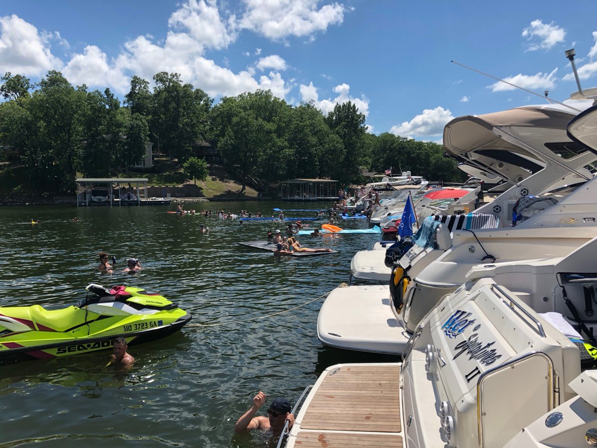 Boater's Guide to Labor Day Weekend at Lake of the Ozarks