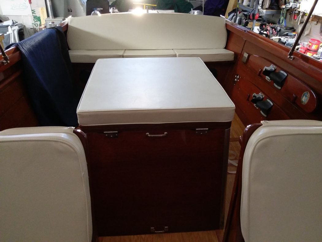 1963 Lyman Convertible Top, Seat Cushions, And Cover