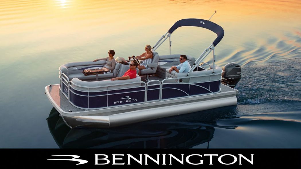Bennington 22' Pontoon Boat