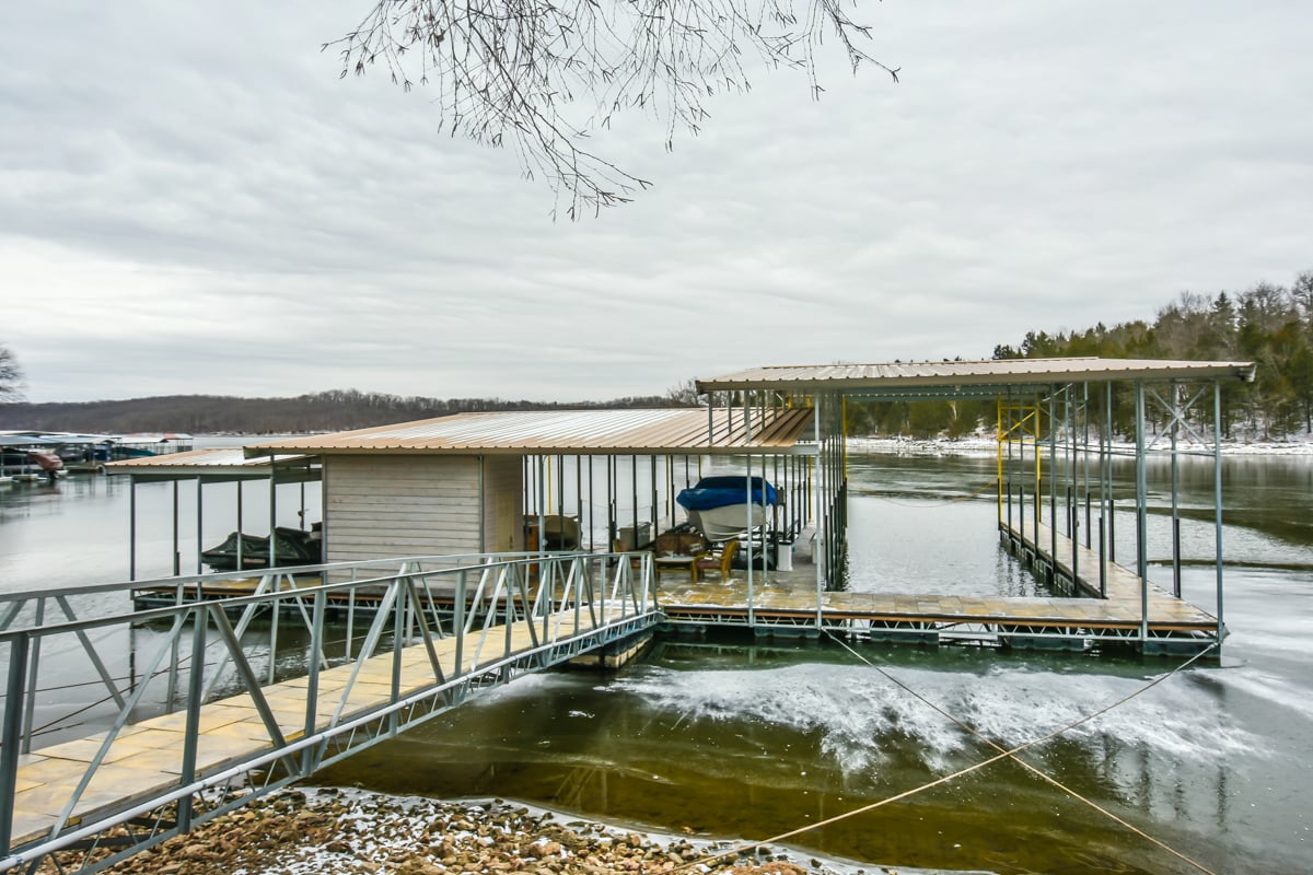 Keep Your Boat Safe This Winter With A Dock Deicer Or Bubbler