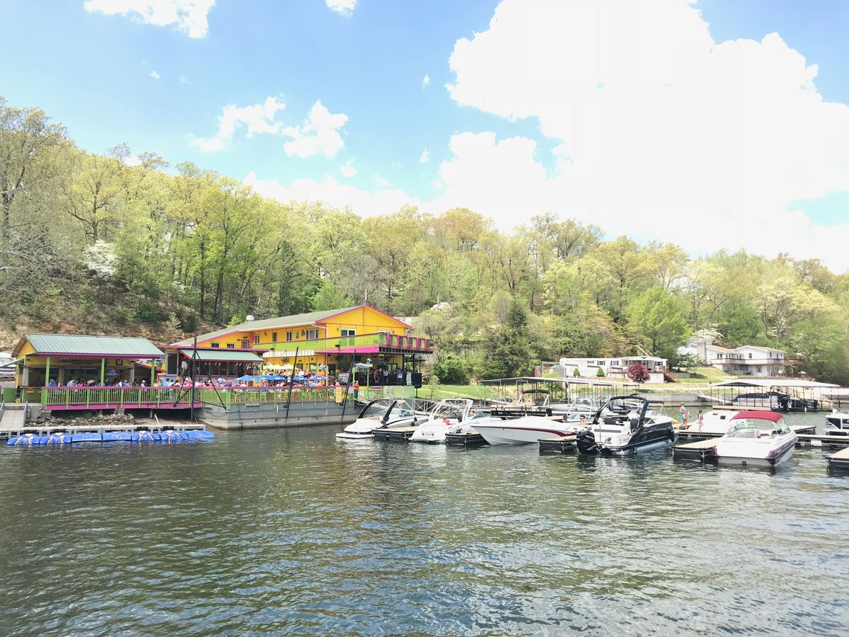 FamilyFriendly Waterfront Restaurants at Lake of the Ozarks