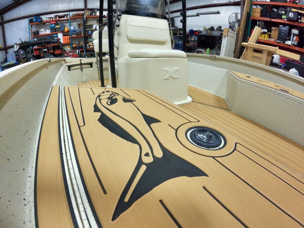Xpress H22 Bay Boat SeaDek Flooring