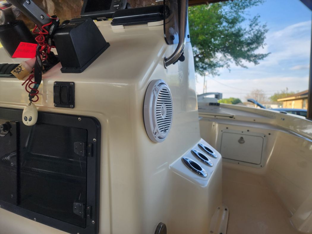 Key West Center Console Restoration Detail Boyz