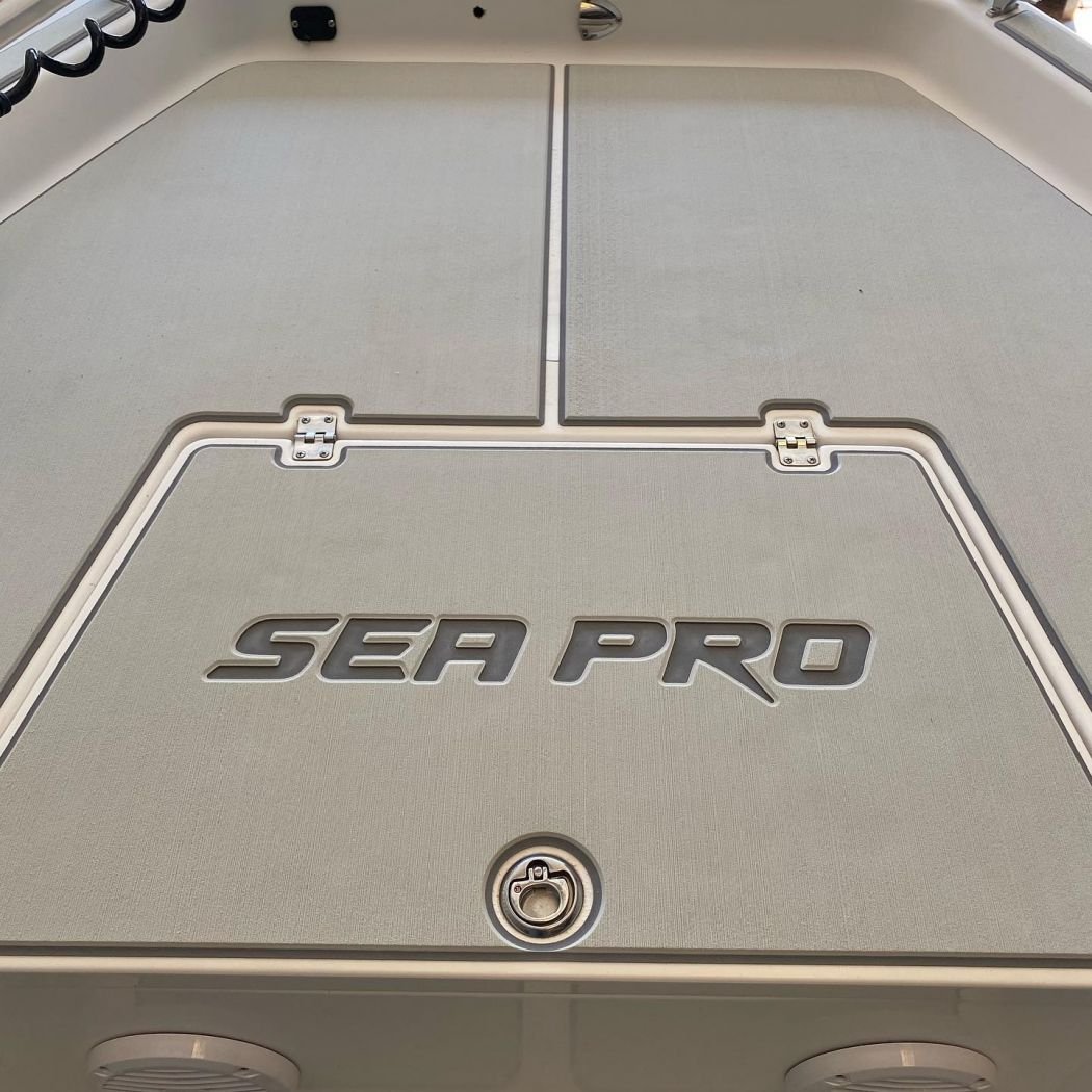 Sea Pro Center Console SeaDek Installation